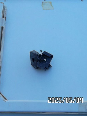 Set of 2 metal air conditioner support brackets used