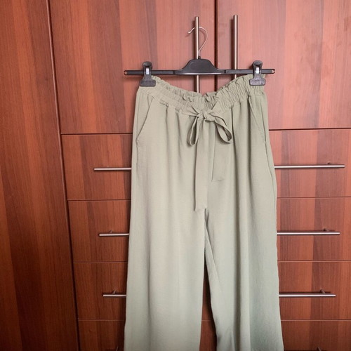 Zip Culotte Pants Olive like new, size XL