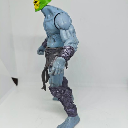 Skeletor collectible figure (MOTU) 200X Battle Sound 2002 like new