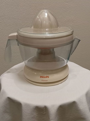 Philips Vitesse HR2790/92 Electric Citrus Juicer 600ml 30W