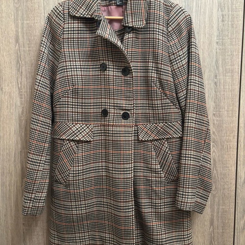 H&M checked coat like new, size 38