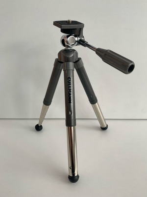 Cullmann Mini Tripod like new