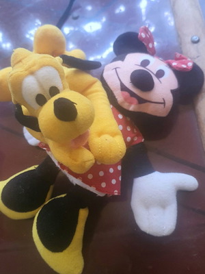 Minnie and Pluto figures like new