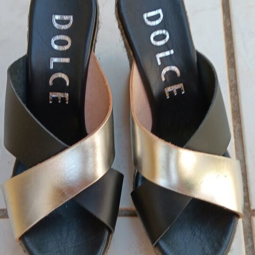 Dolce leather platform sandals size 39.5, black and gold