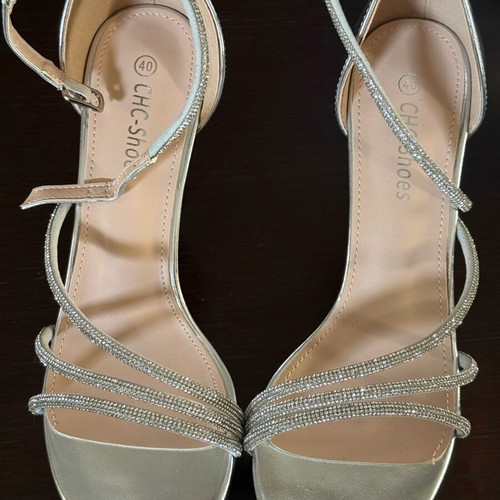 CHC Shoes Silver Sandals with Strass Size 40 Like New