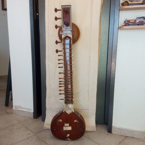 Indian sitar handmade string instrument used