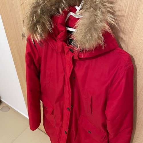 Women's jacket with fur like new, red, size M