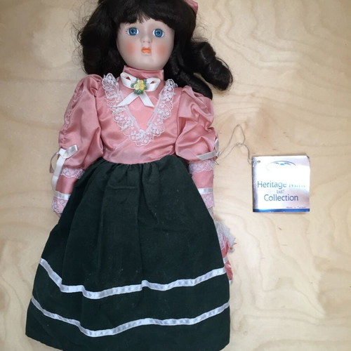 Heritage Mint porcelain doll like new