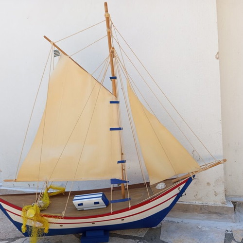 Large sailing ship miniature used, wood and paper