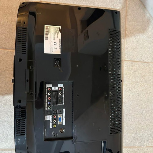 Samsung 29" inch TV used, remote not working, no stand