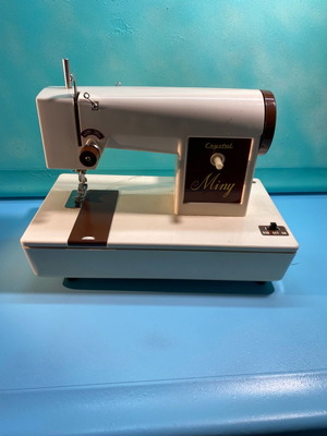 Ραπτομηχανή Crystal Miny μεταχειρισμένη, made in Japan