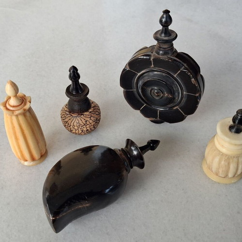 Miniature bottles handmade from India, set B, new