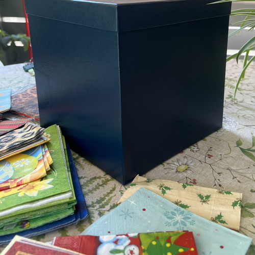 Napkin collection with box, like new