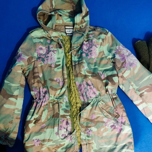 Attrattivo jacket XL like new, multicolor with lining and hood
