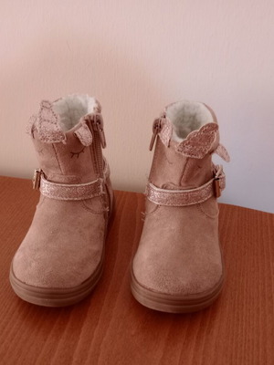 Orchestra boots for girl like new, size 21