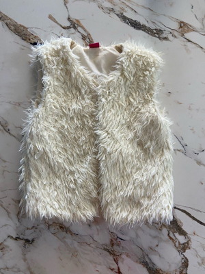 White sleeveless fur vest Funky Buddha like new
