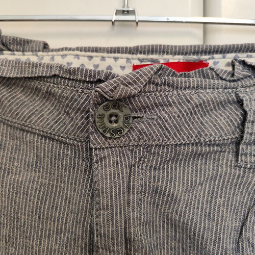 Esprit medium σορτσάκι σαν καινούργιο