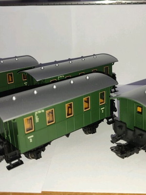 Marklin 4039 passenger wagons set of 4 new