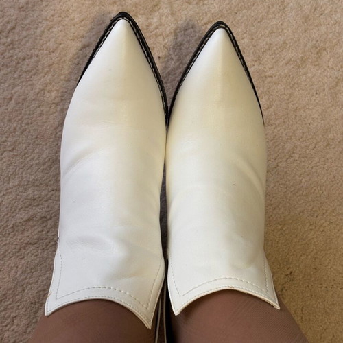 White ankle boots with side openings, brand new