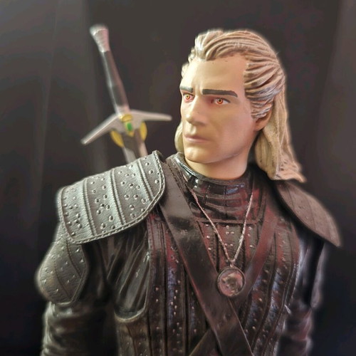 Dark Horse Geralt of Rivia Witcher Netflix Season 1 statue like new