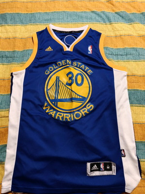 Stephen Curry Jersey official replica like new, size Medium
