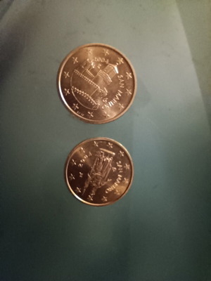 Saint Marino 5 cent and 2 cent coins unc