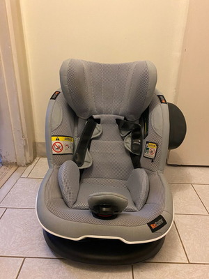 Besafe izi Modular X1 i-Size car seat with base (61-105cm)