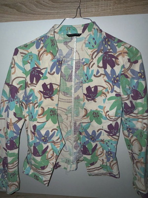 Sisley floral jacket like new, beige multicolor, size S