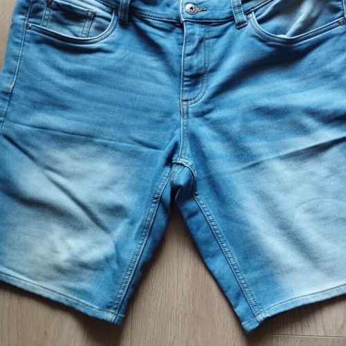 Livergy jean bermuda shorts like new, size W34, blue cotton