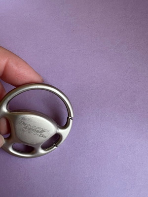 Μπρελόκ James Bond 007 μεταχειρισμένο από την ταινία Die Another Day