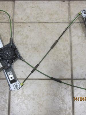 Left window regulator for Opel Corsa D '06-'14 two-door used