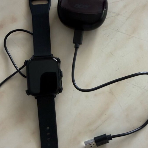Smartwatch and Acer wireless headphones like new, black
