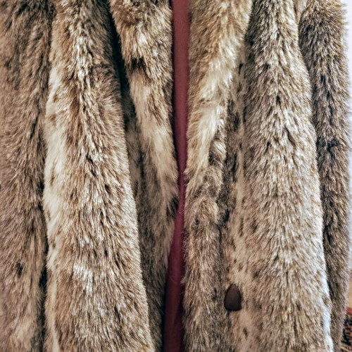 Statement Vintage faux fur coat like new, gray and beige