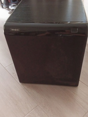 Velodyne CHT 10QR subwoofer used, needs amplifier repair, with remote