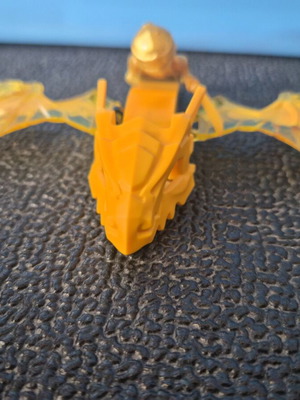 Lloyd figure with dragon used, not original Lego Ninjago