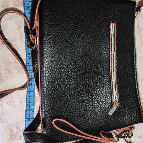 Doca women's crossbody shoulder bag, black and tan