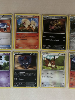 Pokemon cards used, set of 8