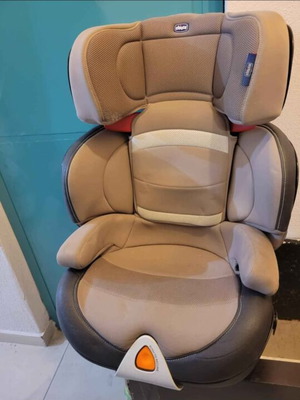 Κάθισμα αυτοκινήτου Chicco Oasys σαν καινούργιο, 15-36kg