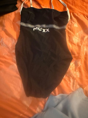 Mexx Fashion one-piece swimsuit like new, size 36B UK10 DE38, black