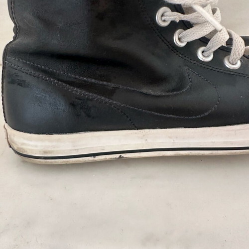 Nike men's sneaker like new, size 41, black bootie