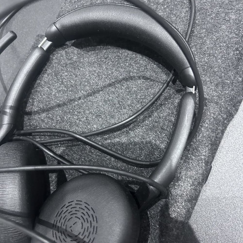 Jabra USB-C Headphones with Microphone like new, wired