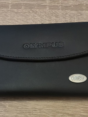 Vintage Olympus Camedia leather memory card case like new