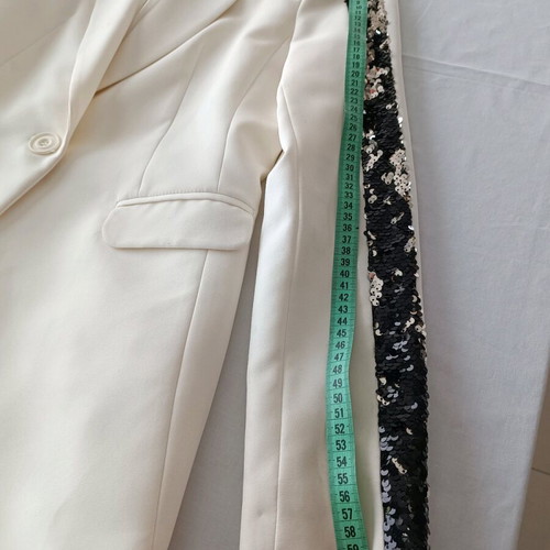 Ivory blazer On Line like new with double black-silver sequins on sleeves