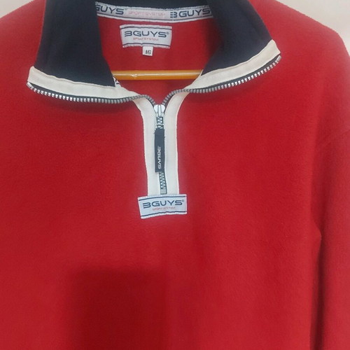 3 Guys women's sweatshirt like new, size M, blue and red