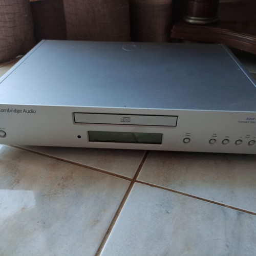 Cambridge Audio Azur 640C CD player with remote