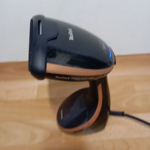 Tefal hand steamer iron used, good working condition