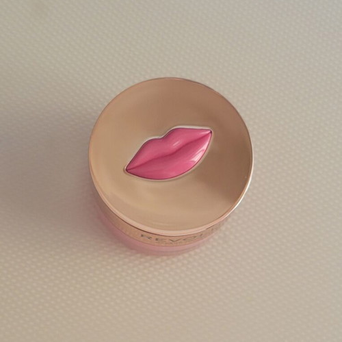Revolution Watermelon Heaven Lip Scrub 15g new