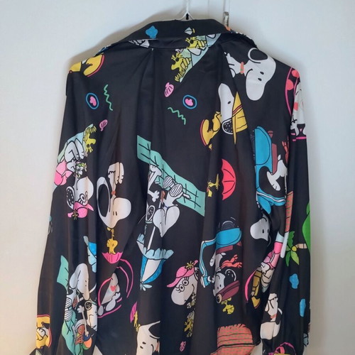 Blu Royal Snoopy shirt like new, black multicolor print