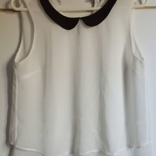 Bershka chiffon top with black collar, like new, size L
