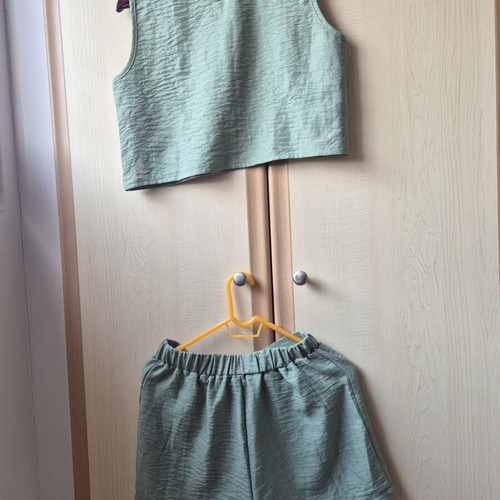 Shein crop top and shorts set sage green size S/M like new